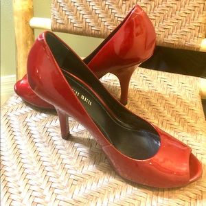Shiny red leather peep toe 4” heels by Gianni Bini